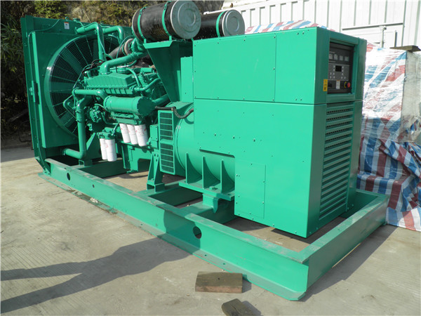 阿里发电车出租-柴油发电机散热器怎样散热