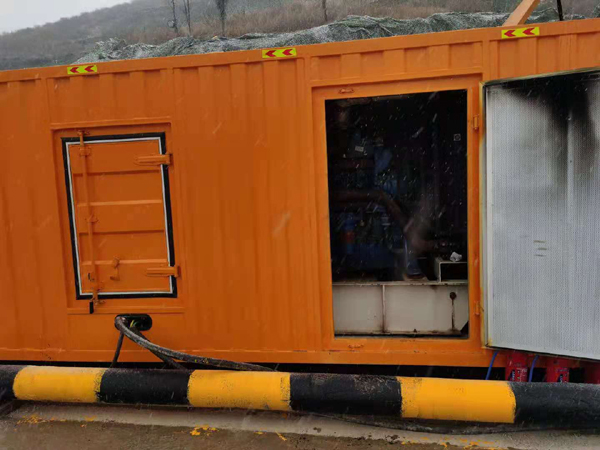 阿里发电车出租-应急柴油发电机组选什么样的比较好？