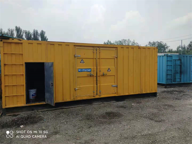 阿里200KW柴油发电机组需要配备什么型号的电缆线？