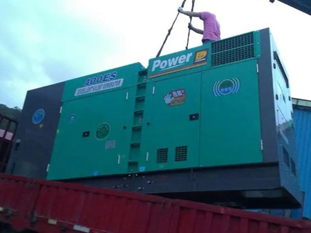 阿里柴油发电机组转速不稳定时，如何对发动机进行维护？