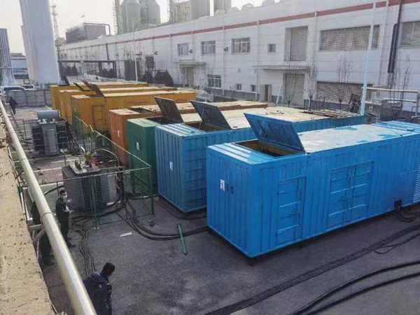 阿里380V和690V电压的电缆线相同吗？