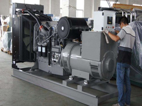 阿里柴油发电机组和储能设备配合使用的案例