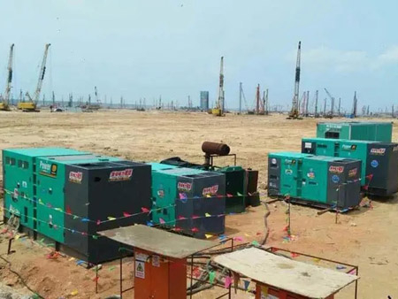 阿里如何检查和清洗空气滤清器？