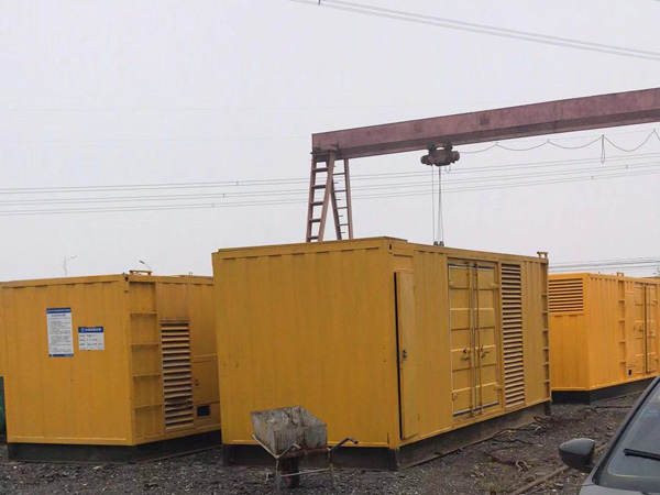 阿里100kw柴油发电机组每小时油耗？