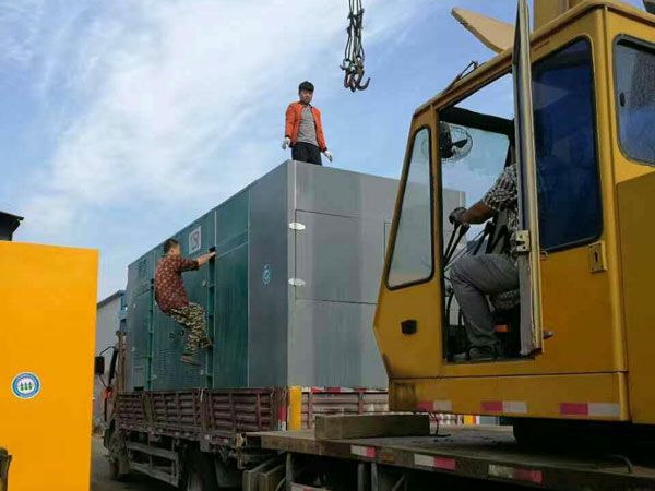 阿里更换水冷式机油散热器密封件的操作流程是怎样的？